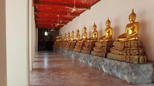 Bangkok: Amazing Bangkok City & Temple Tour With Local Guide - What to Expect