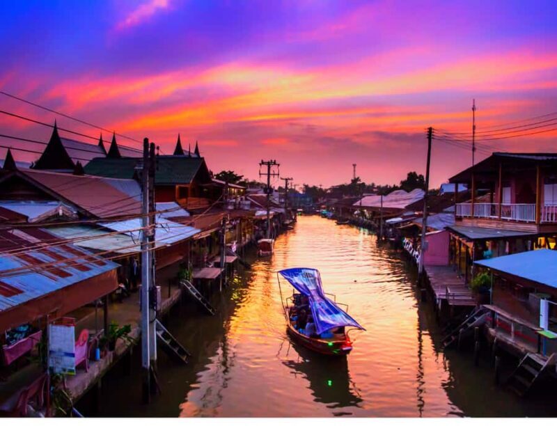 Bangkok: Amphawa Floating & Railway Markets Private Day Tour - Exploring Thailand’s Iconic Markets: A Deep Dive into the Amphawa Floating & Railway Markets Private Tour