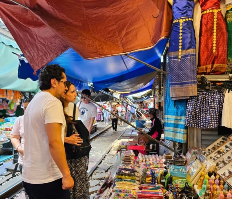 Bangkok: Amphawa Floating & Railway Markets Private Day Tour - Practical Tips for Travelers