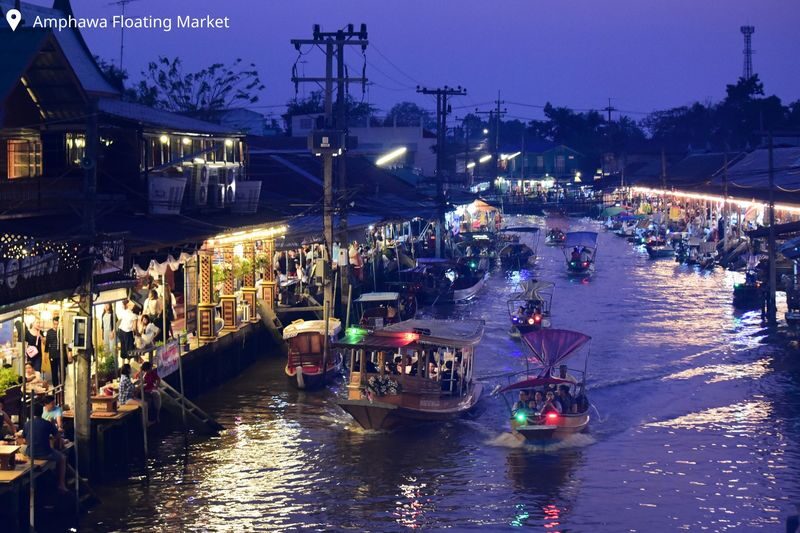Bangkok Amphawa & Maeklong Full-Day Small Group Tour - A seafood lunch, with or without the package