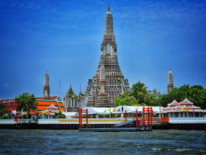 Bangkok: Ancient Temples and Khlong Lat Mayom Market Tour. - Frequently Asked Questions