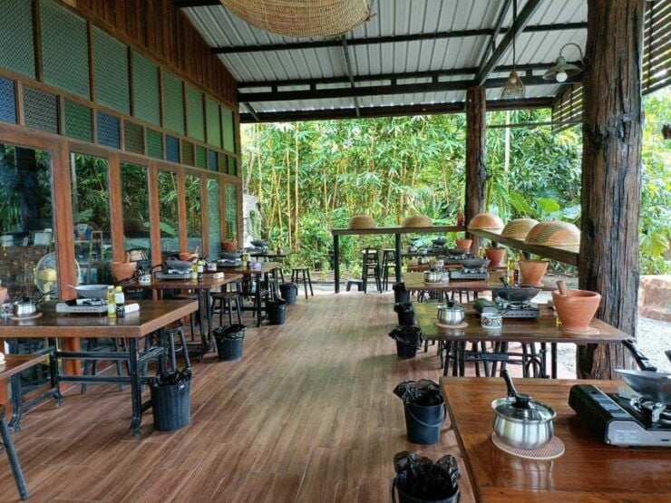 Bangkok: Authentic Thai Cooking Class and Local Lifestyle - Itinerary Overview