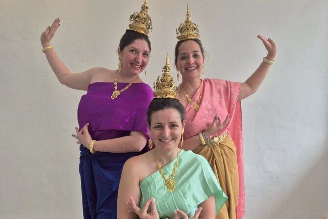 Bangkok Authentic Thai Dance Class at Thai Glam Studio - Good To Know