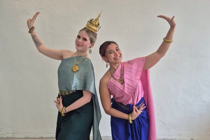 Bangkok Authentic Thai Dance Class at Thai Glam Studio - FAQ