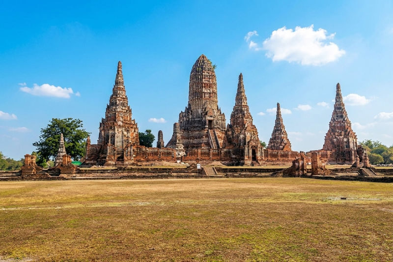 Bangkok Ayutthaya & Bang Pa-In Palace Small Group Tour - Pickup is a practical advantage, with one Bangkok-sized caveat