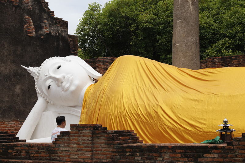 Bangkok Ayutthaya Full-Day Tour with Tuk-Tuk & Cafe - Temple ruins reward a slower look