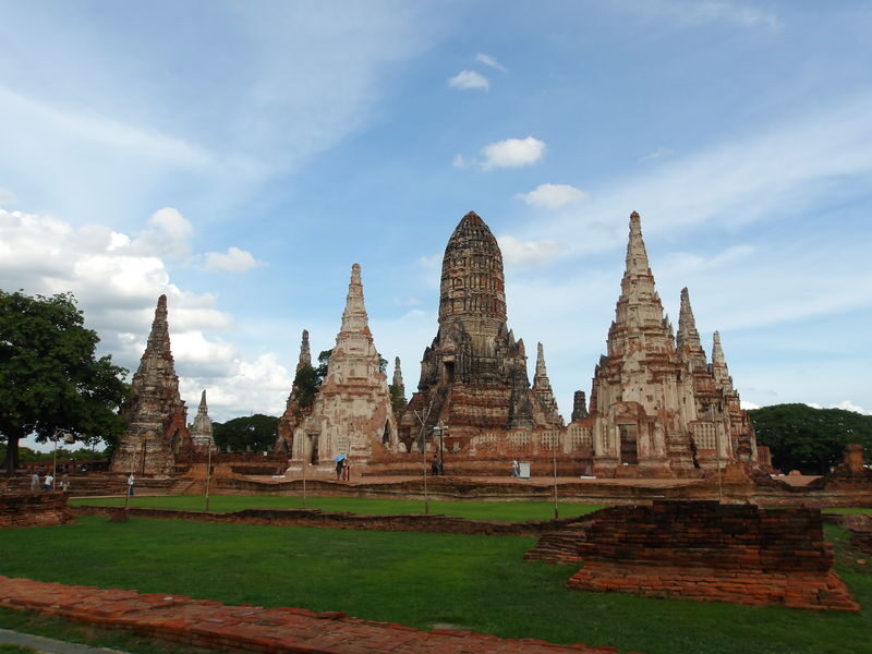 Bangkok Ayutthaya Full-Day Tour with Tuk-Tuk & Cafe - Budget for fees and food beyond the tour price