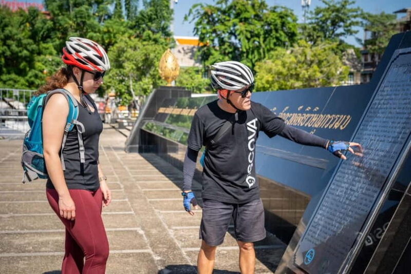 Bangkok: Backstreets and Historic Temples Bike Tour - Who Should Book This Tour?