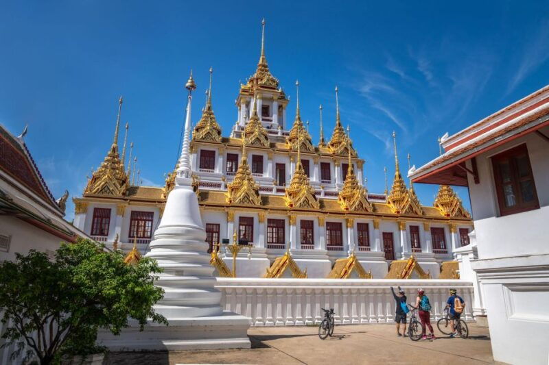 Bangkok: Backstreets and Historic With Temples Bike Tour - Good To Know