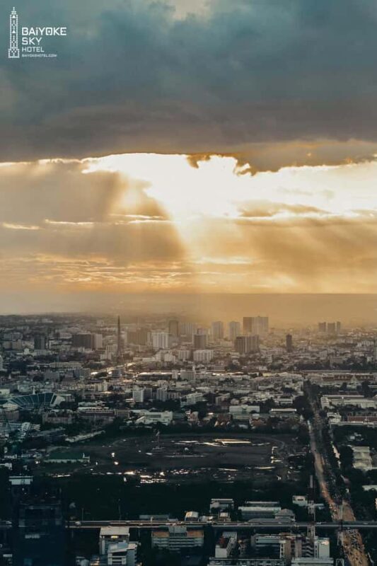 Bangkok: Baiyoke Sky Breakfast Buffet - The Experience in Detail