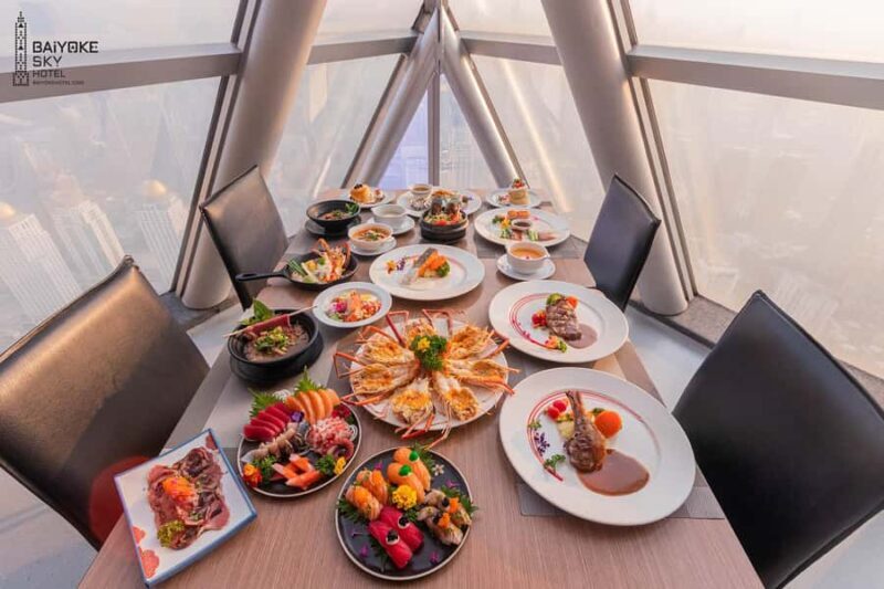 Bangkok: Baiyoke Sky Dinner Buffet 81st Floor Indoor - Bangkok: Baiyoke Sky Dinner Buffet 81st Floor Indoor — A Closer Look