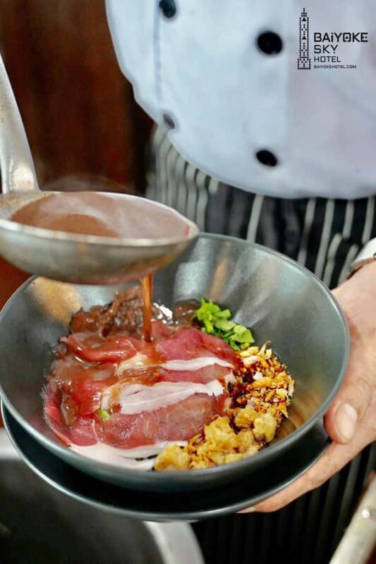 Bangkok : Baiyoke Sky Lunch Buffet 82nd Floor Crystal Grill - FAQ  