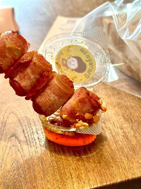 Bangkok: Banthat Thong Road Food Tour with Rooftop Drink - Final verdict