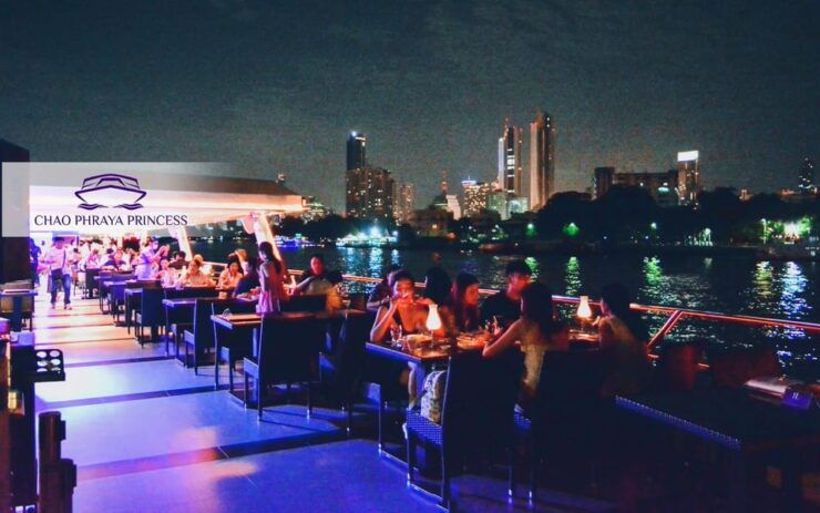 Bangkok: Chao Phraya Princess Dinner Cruise - Itinerary and Sightseeing