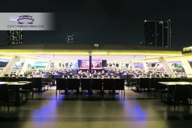Bangkok: Chao Phraya Princess Dinner Cruise - Onboard Experience