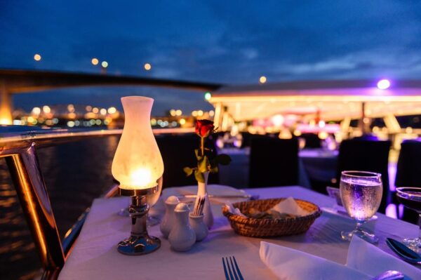Bangkok: Chao Phraya Princess Dinner Cruise - Booking and Cancellation Policy