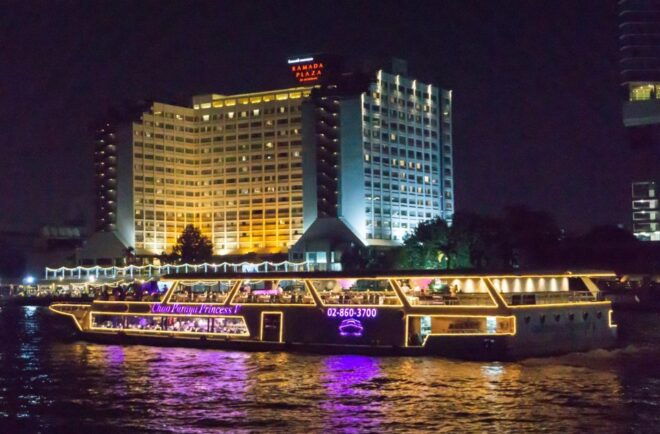 Bangkok: Chao Phraya Princess Dinner Cruise Ticket - Captivating Experience Highlights