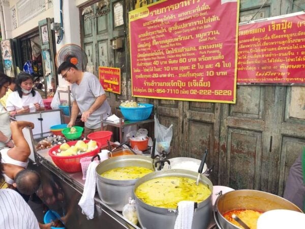 Bangkok: Chinatown Evening Food Tour (10+ Tastings) - Important Information