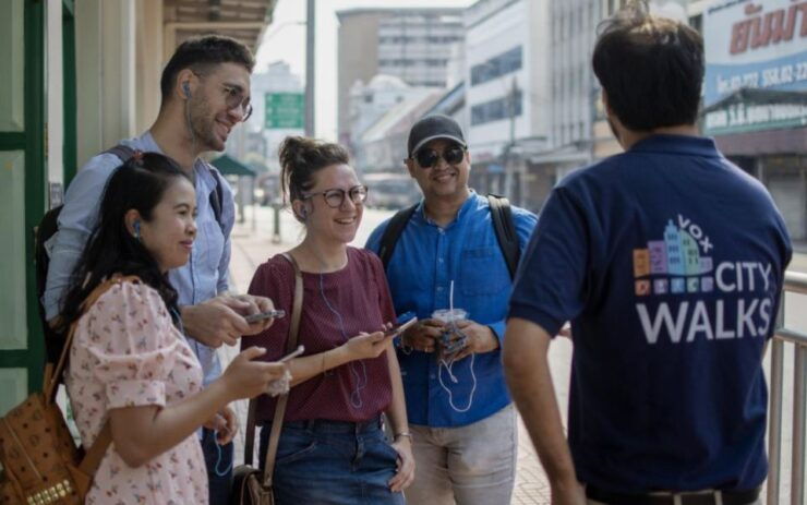 Bangkok: Chinatown Night Walking Tour and Hop On Hop Off Bus - Tour Highlights