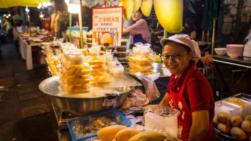 Bangkok: City Highlights & Hidden Gems Private Walking Tour - What to Bring & Tips