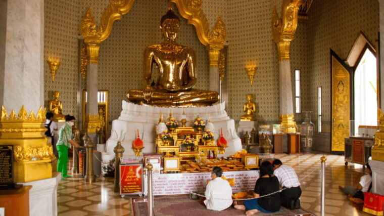 Bangkok: City Highlights Private Tour With Palace & Temples - Highlights of the Tour