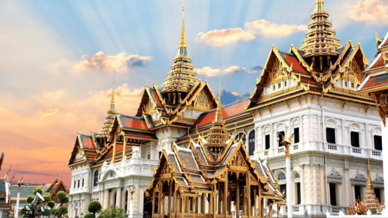 Bangkok: City Highlights Private Tour With Palace & Temples - What to Bring