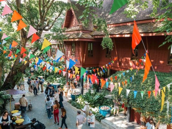 Bangkok: Customize Your Own Private Bangkok City Tour - Review Summary