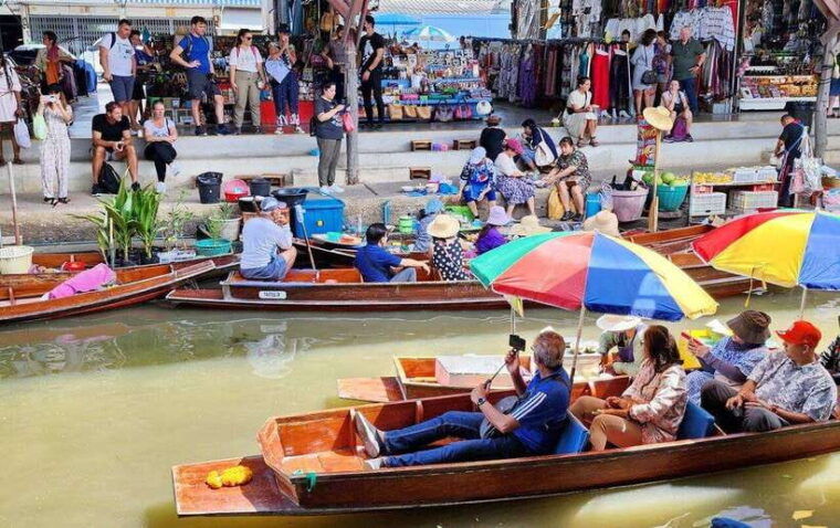 Bangkok: Damnoen Saduak Floating Market & Train Market Tour - Highlights