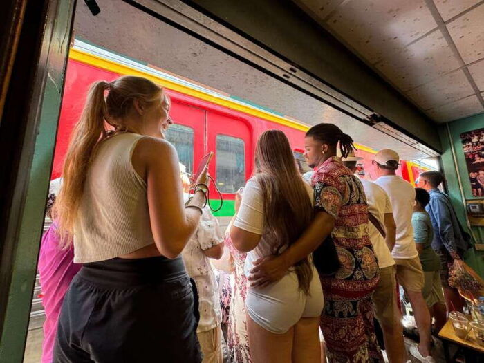 Bangkok: Damnoen Saduak Floating Market & Train Market Tour - Getting to the Tour