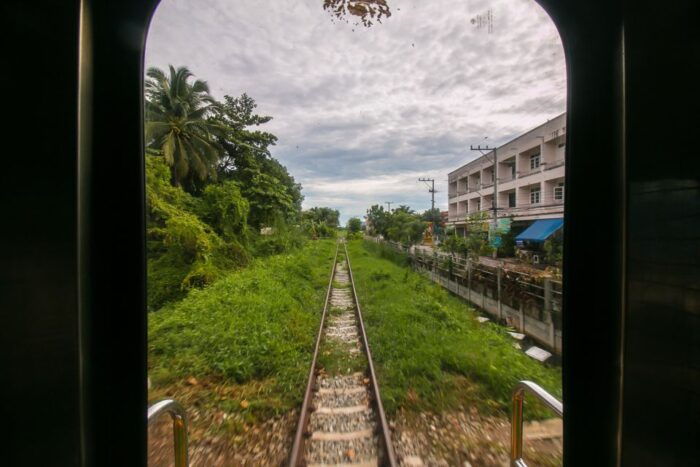 Bangkok: Damnoen Saduak Market and Maeklong Railway Market - Recommended Timing