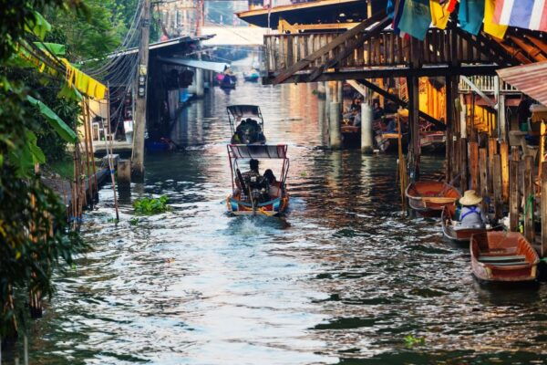 Bangkok: Damnoen Saduak, Train Market & Mahanakhon Day Trip - Common Questions