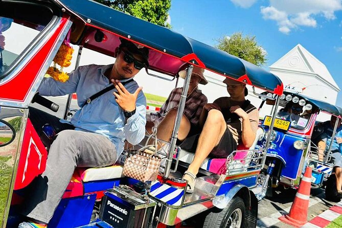 Bangkok Day Tour: Food, Temple & Tuk-Tuk - Additional Information and Connectivity