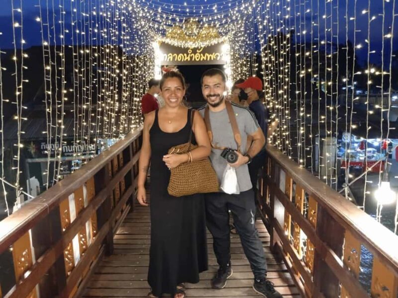 Bangkok: Dragon Temple, Roots Temple and Amphawa in spanish - Who Would Love This Tour?