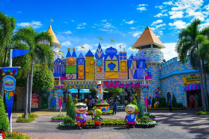 Bangkok Dream World Amusement Park - Features and Attractions