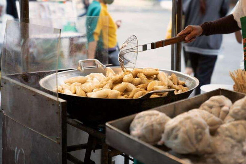Bangkok Electric Tuk Tuk & Food Tour: Thonburi & Wang Lang - Good To Know
