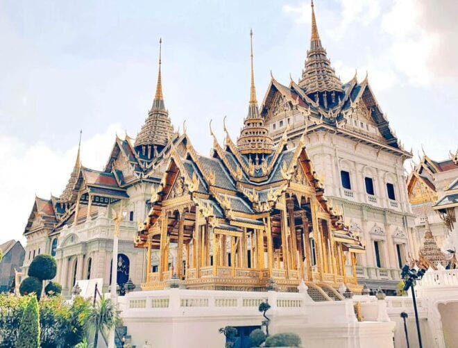 Bangkok: Elegant Grand Palace & Wat Pho - Private Tour - Inclusions and Exclusions