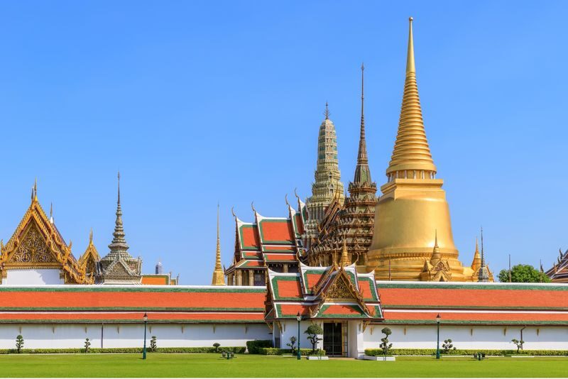 Bangkok Elephant Park and Grand Palace Full Day Tour - The road transfer divides the day