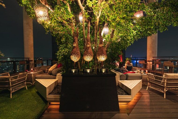 Bangkok: Enjoy Fine Thai Food With Panoramic Rooftop Views - Excellent Customer Feedback