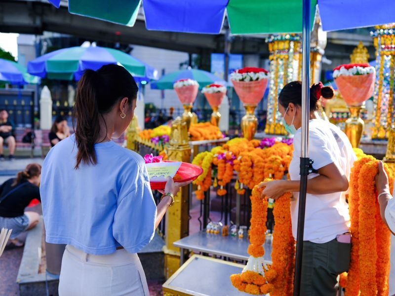 Bangkok Erawan Shrine Make a wish or Votive Online Service - When the photos and video arrive