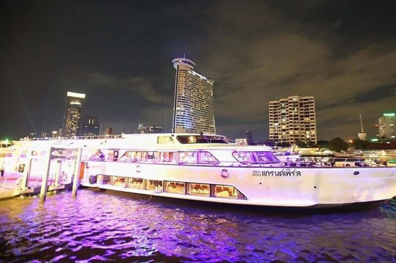 Bangkok: Evening Dinner Cruise with Live Music Chao Phraya - Good To Know