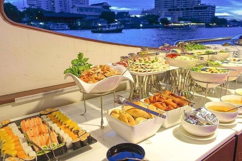 Bangkok: Evening Dinner Cruise with Live Music Chao Phraya - An In-Depth Look at the Experience