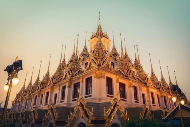 Bangkok: Experience Songkran in Cultural Heart of City - Highlights of Wat Pho and More