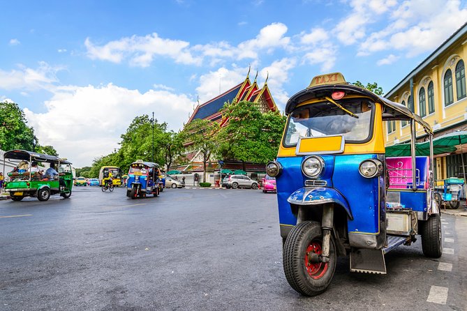 Bangkok Experience Under Moonshine by Tuk Tuk - Inclusions