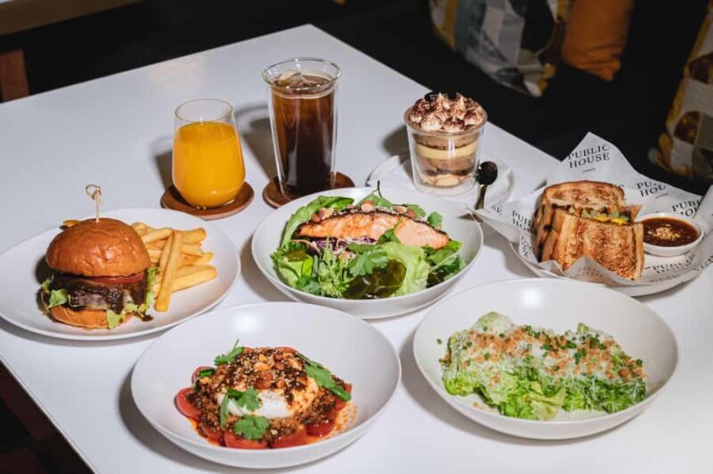 Bangkok: Fest At Public House Sukhumvit 31 Hotel - An Authentic Look at Fest at Public House Sukhumvit 31 Hotel