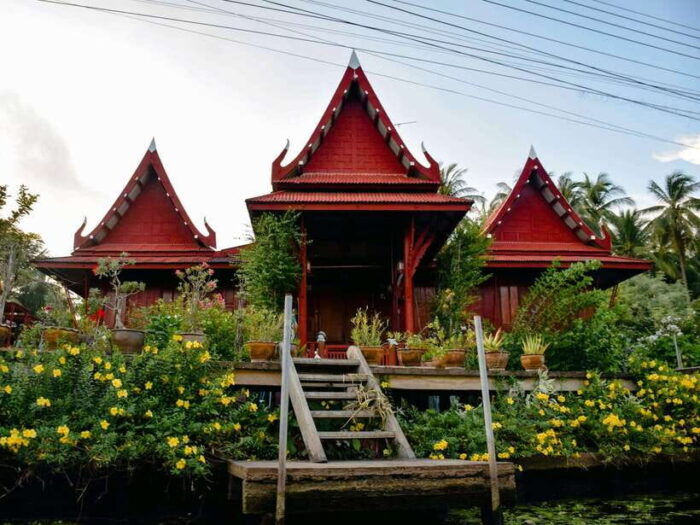 Bangkok: Floating Market, Dragon Temple, Na Satta Museum - Transportation and Meeting Point