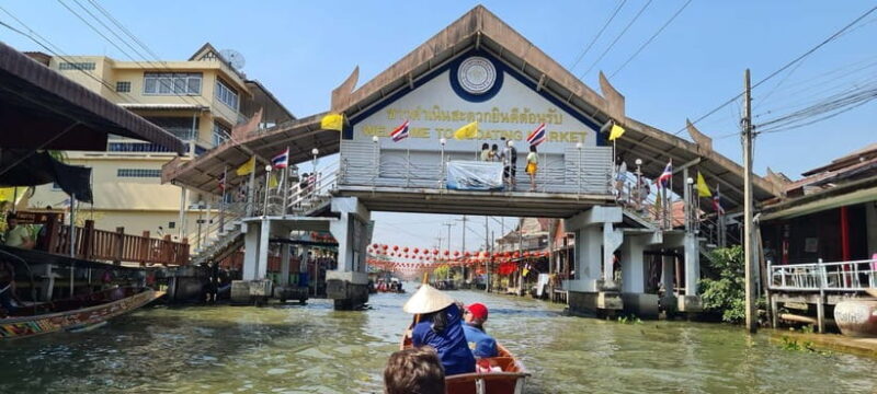 Bangkok: Floating Market & Maeklong Markets Private Transfer - Maeklong Railway Market – A Market on the Tracks
