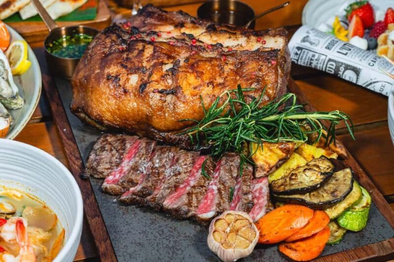 Bangkok: FLOW at Millennium Hilton Bangkok F&B Packages - What Makes FLOW at Millennium Hilton Bangkok Special?