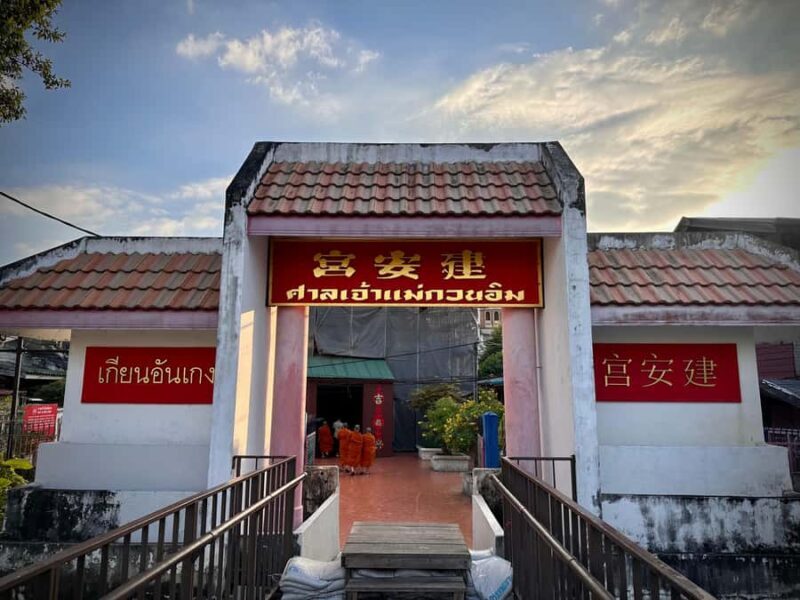 Bangkok: Flower Market, Heritage Short Tour with Thai Buffet - Authentic Local Insights from Reviews