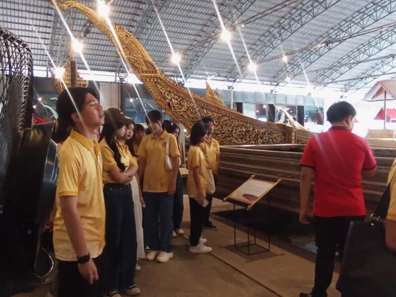 Bangkok: Flower Market, Klongs, and Royal Barges Tour - The Sum Up