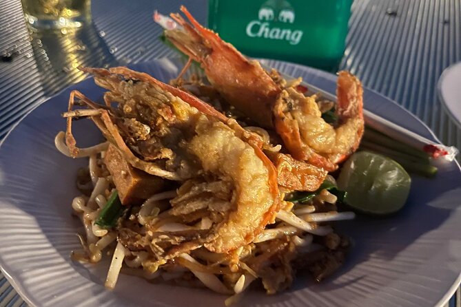 Bangkok Food Tour and Sightseeing With Tuktuk - Cultural Landmarks and Attractions